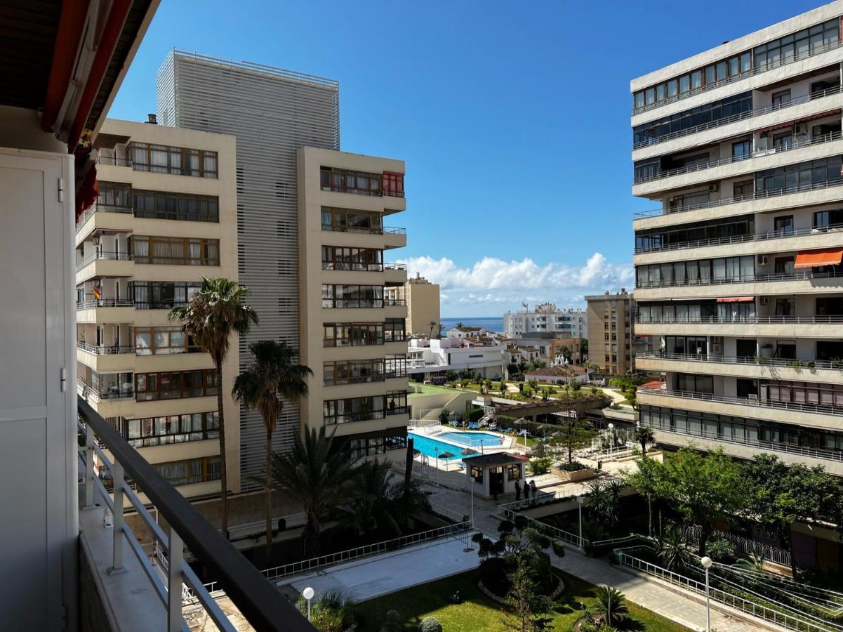 Modern Apartment In La Nogalera Torremolinos Extérieur photo